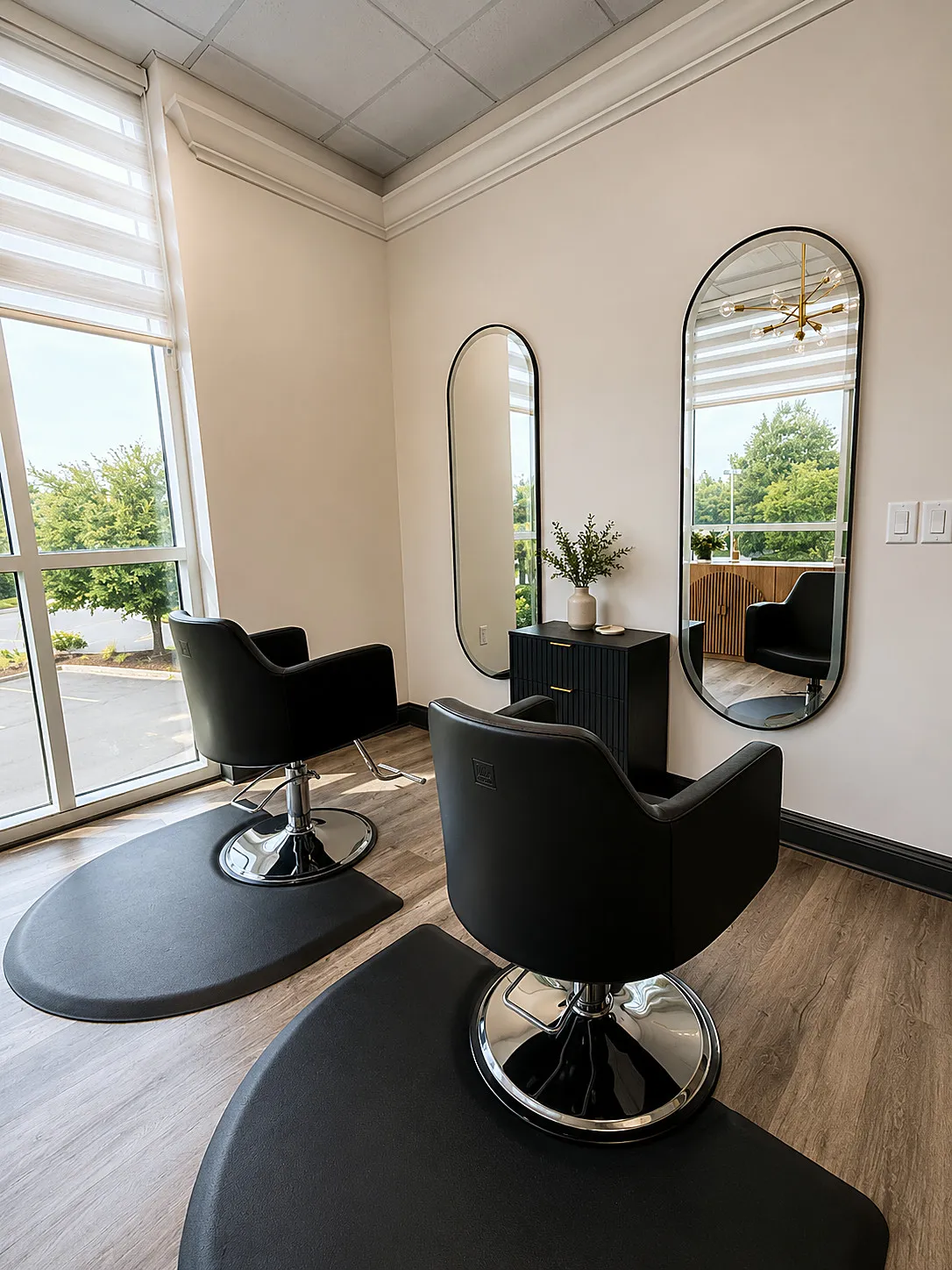 Arched mirrors and styling stations